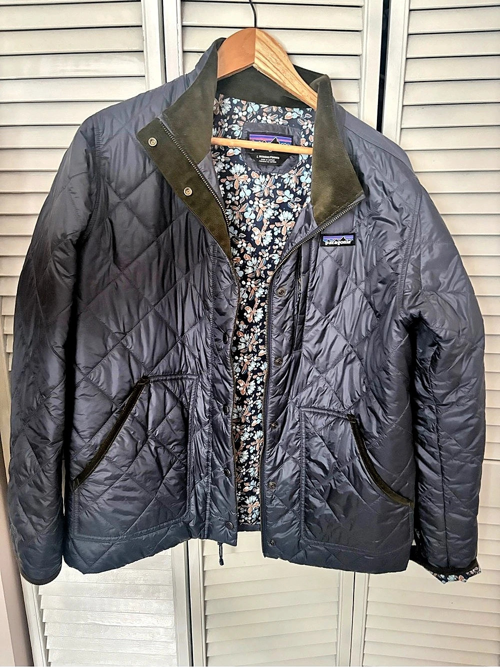 Patagonia Women's Back Pasture Jacket Floral Quilted Large